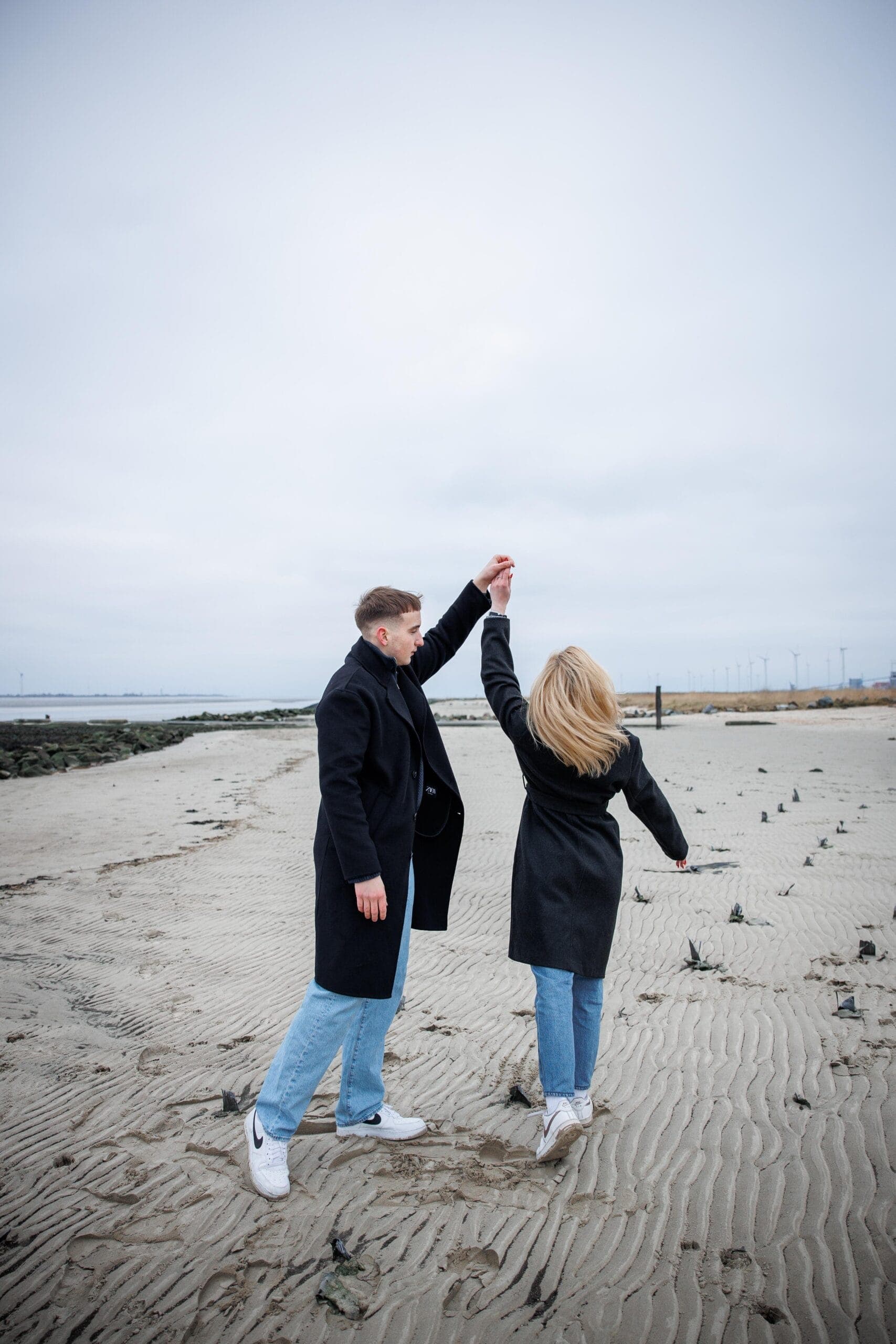 Open velden, wijde lucht en twee mensen die volledig op hun gemak bij elkaar waren.