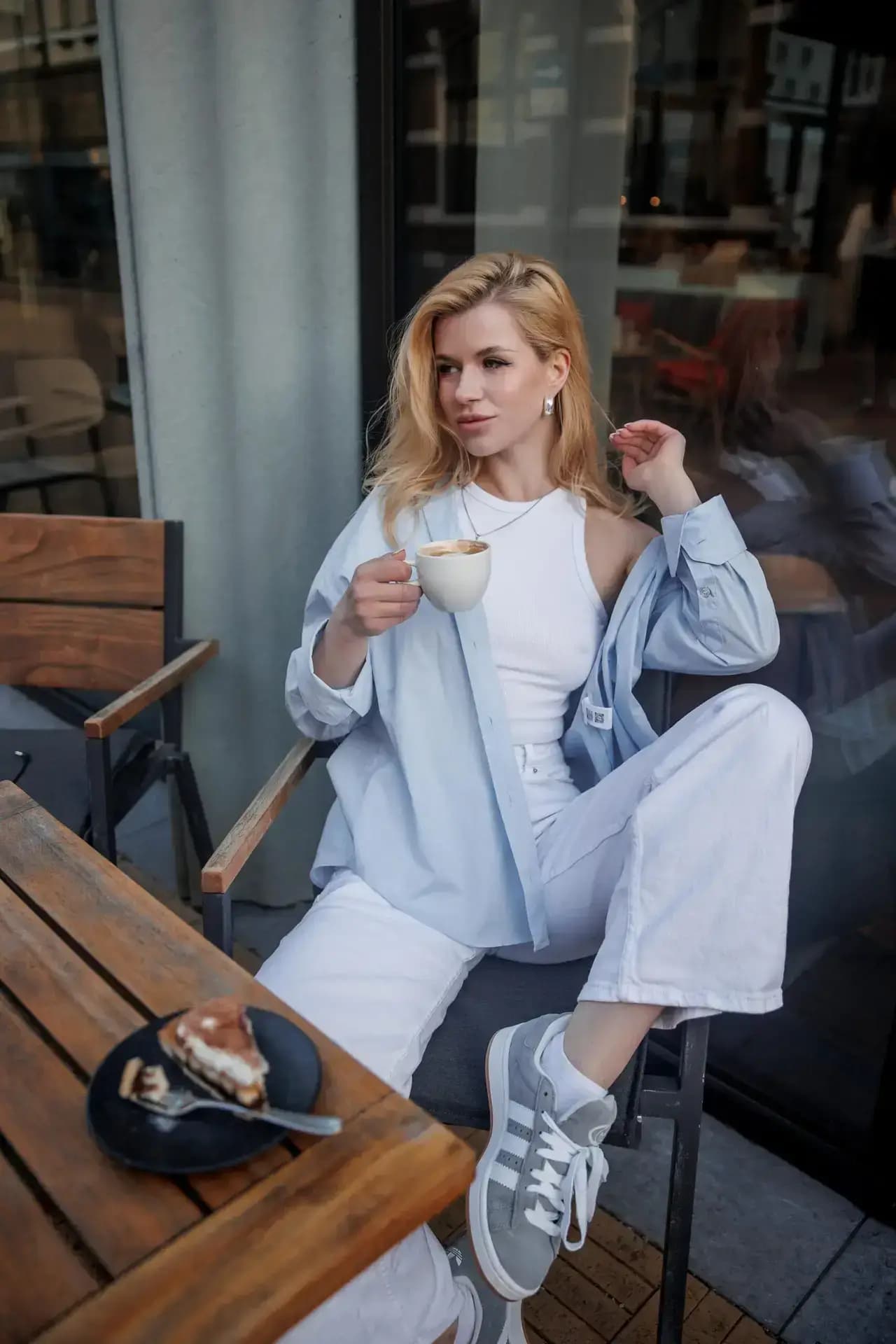 Lifestyleportretten die persoonlijkheid vastleggen zonder pose.