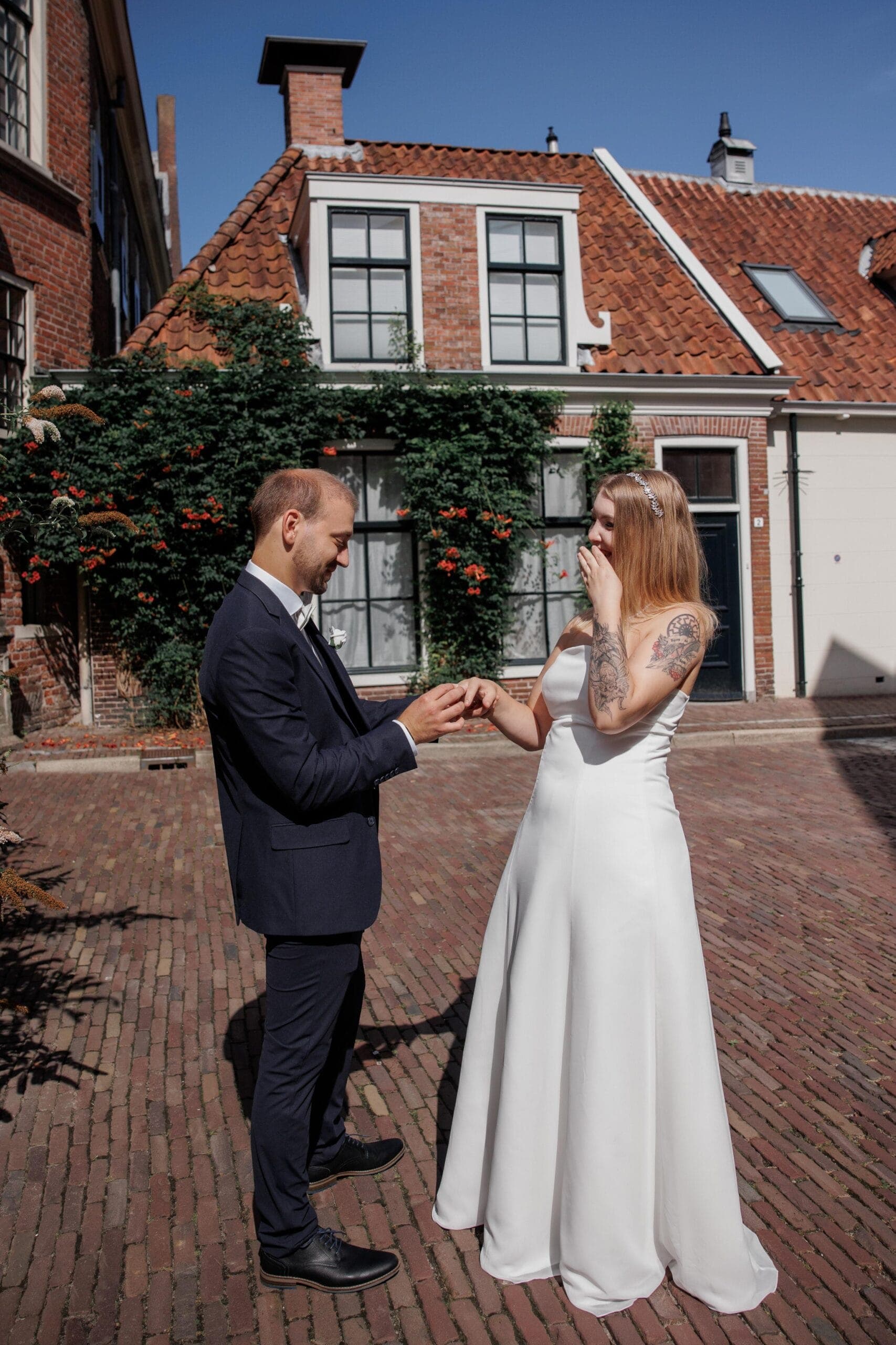 Trouwfotografie in een groene omgeving