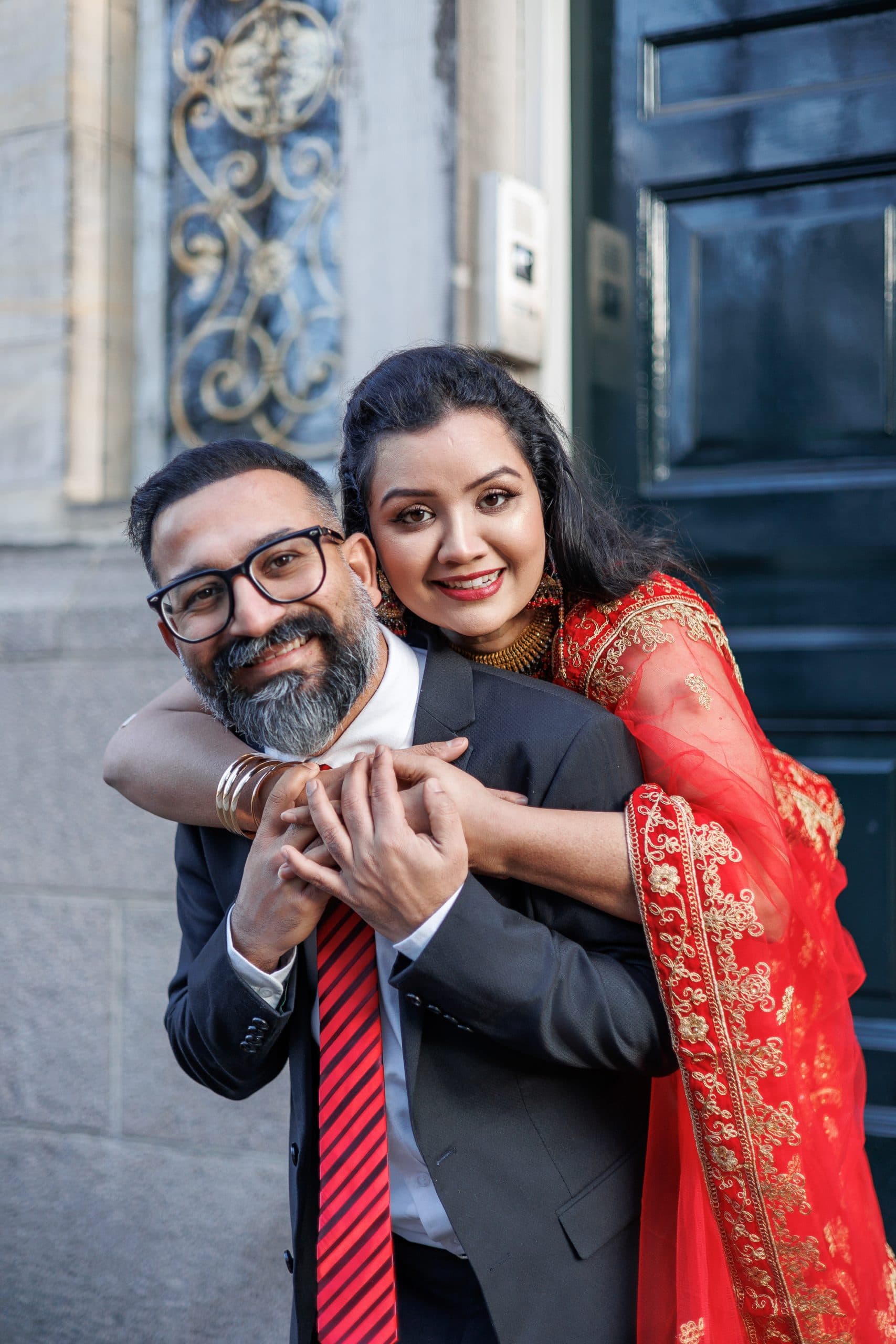 Set against the elegant backdrop of Groningen’s historic centre, this December couple session celebrated the beauty of the season.